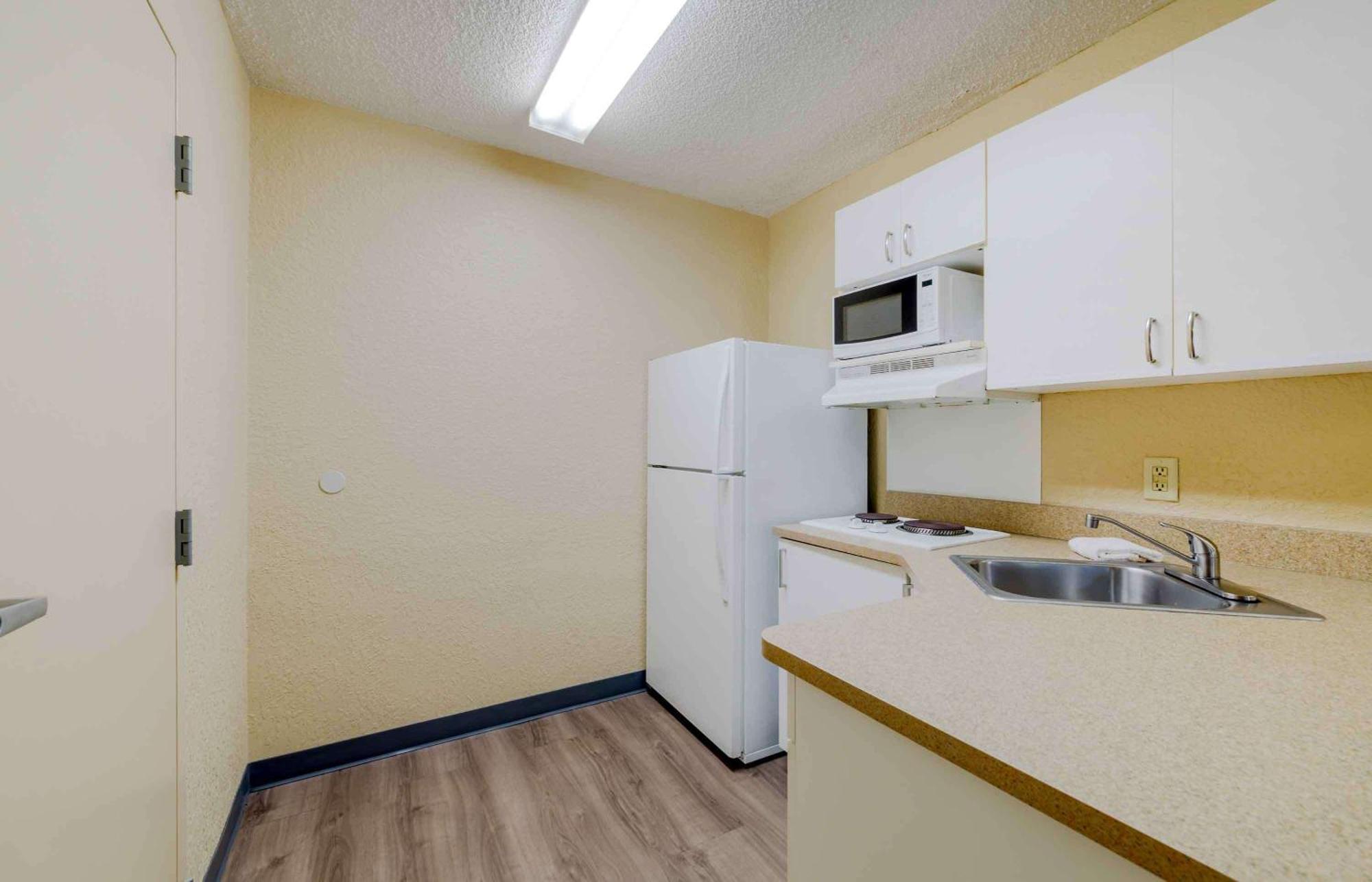 Extended Stay America Suites - Fort Lauderdale - Cypress Creek - Andrews Ave Oakland Park Exterior foto