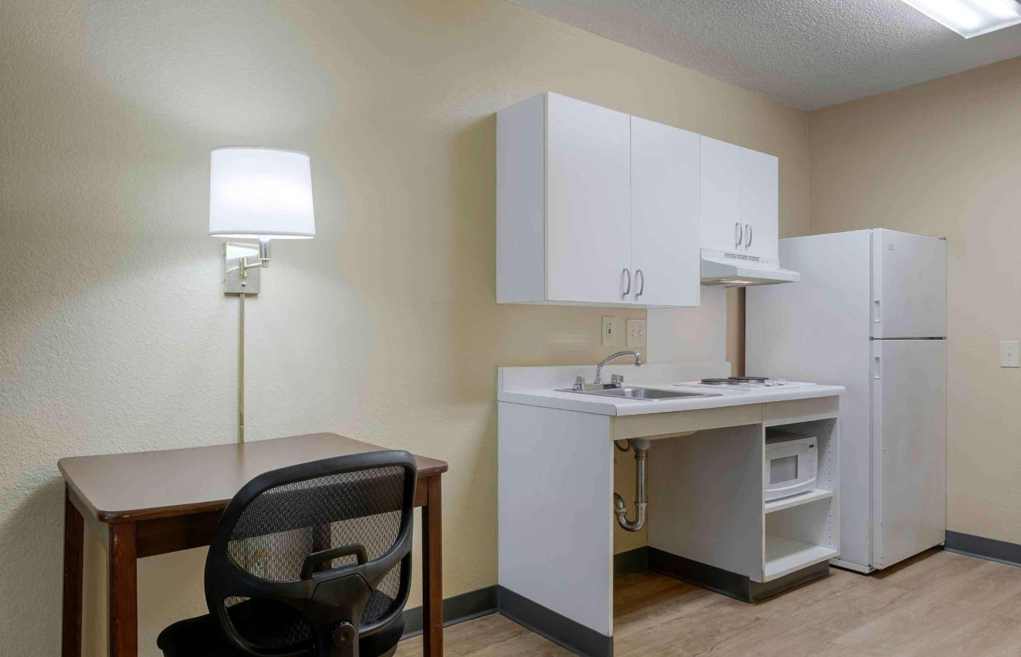 Extended Stay America Suites - Fort Lauderdale - Cypress Creek - Andrews Ave Oakland Park Exterior foto
