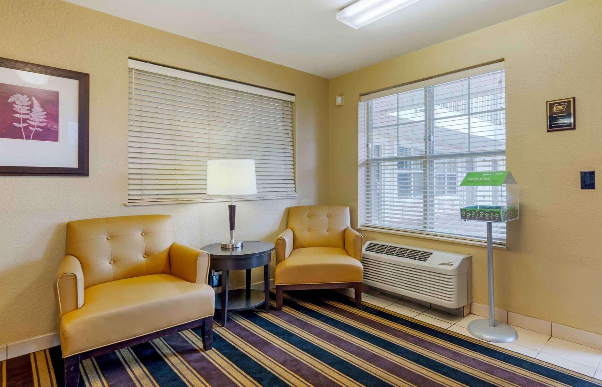 Extended Stay America Suites - Fort Lauderdale - Cypress Creek - Andrews Ave Oakland Park Exterior foto